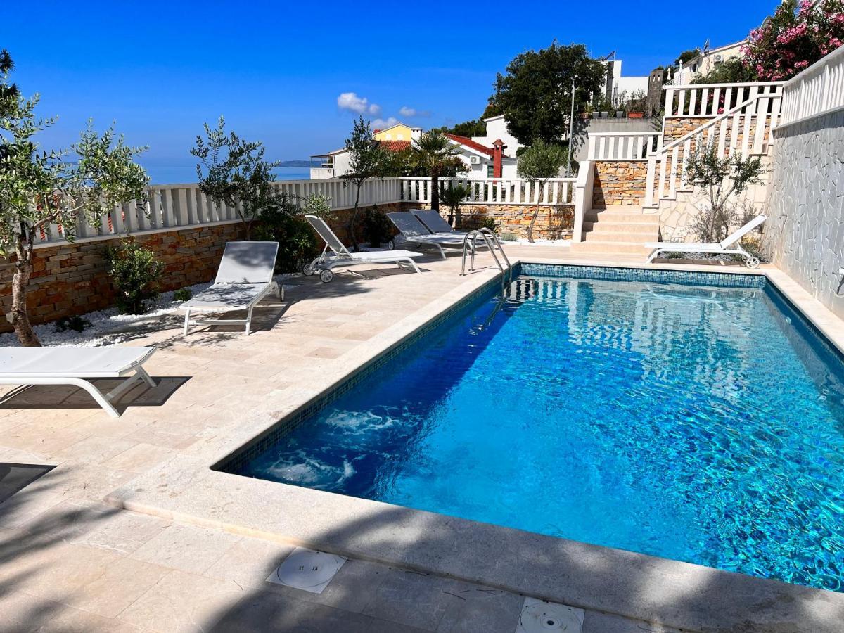 Luxury Beachfront Villa Carlisa Čiovo Buitenkant foto