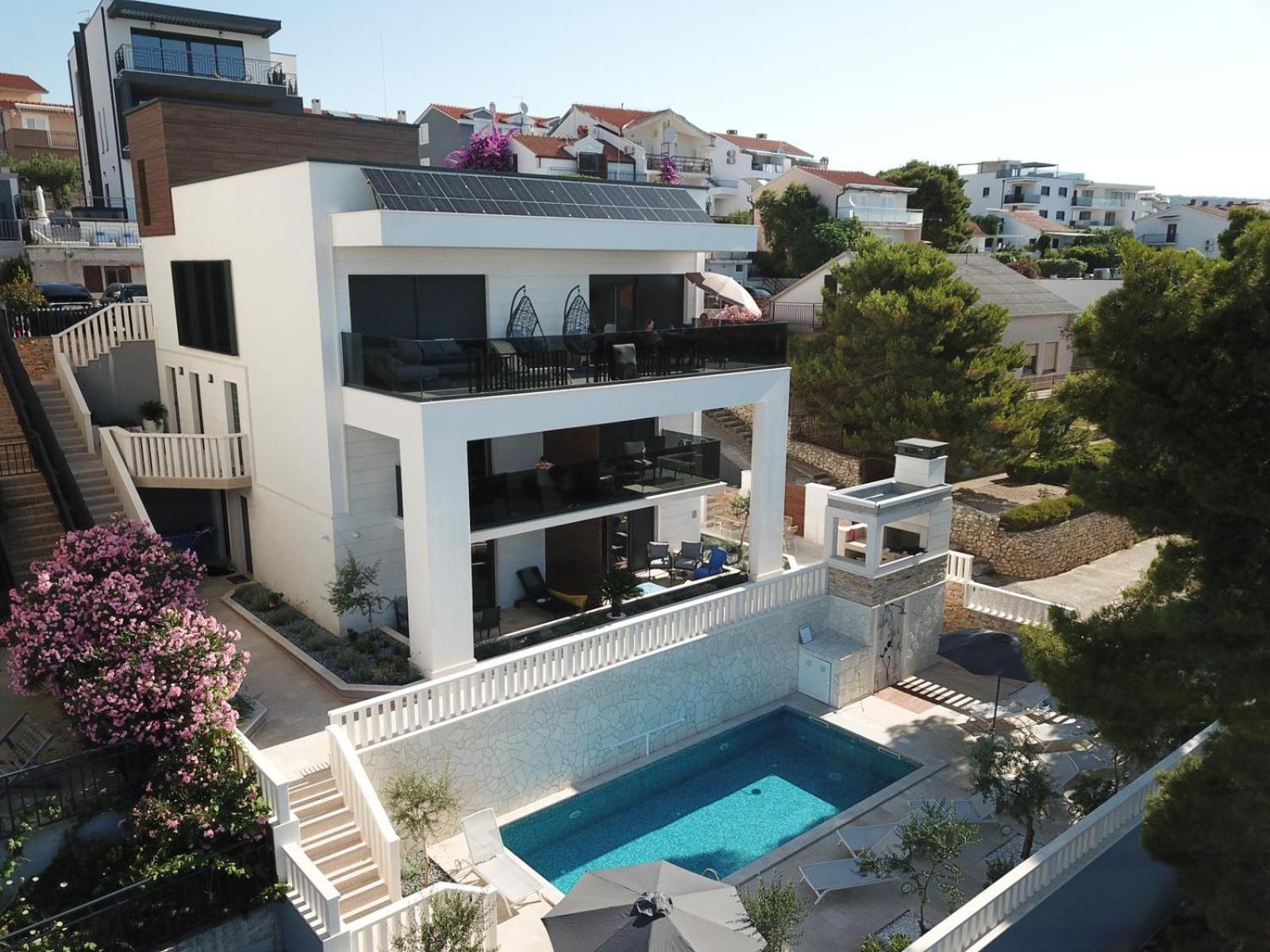 Luxury Beachfront Villa Carlisa Čiovo Buitenkant foto